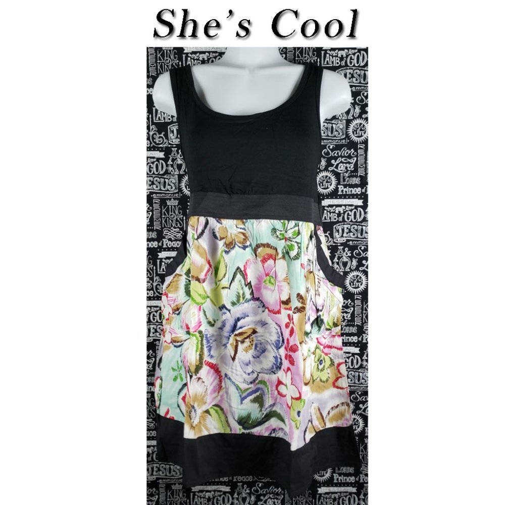 She's Cool Sundress Size Large NWT 🤩